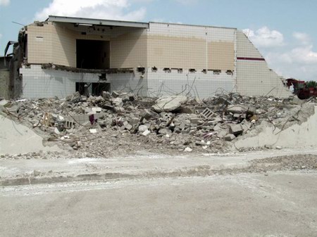 Showcase Cinemas Grand Rapids - Recent Pic (newer photo)